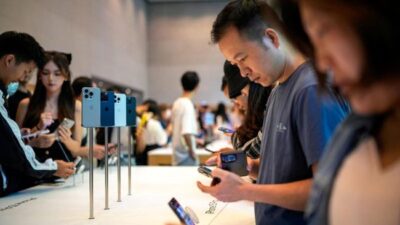 Cek Harga Bundling Telkomsel iPhone 15 yang Resmi Tersedia di TShop di Indonesia