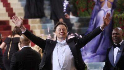 Elon Musk Marah kepada Disney dan Apple dan Mengancam akan Menggunakan Senjata Nuklir