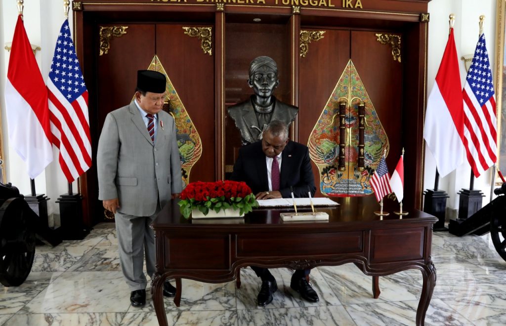 Menhan Prabowo Menerima Kunjungan Menhan AS Lloyd Austin, Membahas Kerja Sama Pertahanan AS-Indonesia