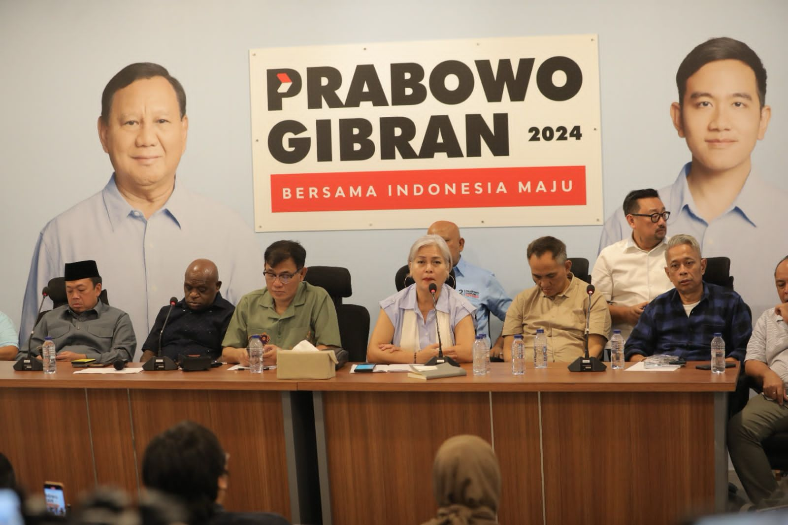 Tim Kampanye Nasional Prabowo-Gibran Berkumpul dengan Aktivis 98 Sebelum Debat KPU