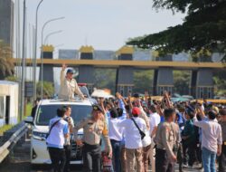 Membela Rakyat dan Pilih yang di Tengah untuk Presiden, Prabowo: