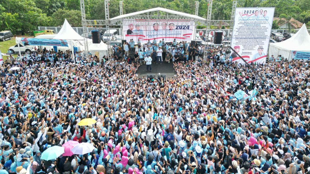 Prabowo Mengingatkan Masyarakat Subang Agar Waspada dan Memeriksa Surat Suara dengan Teliti agar Tidak Ada yang Rusak