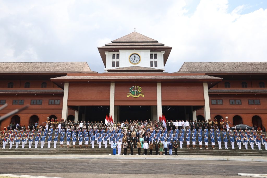 Diresmikan Jokowi, Prabowo Renovasi Graha Utama Akmil