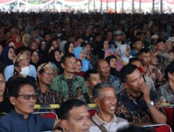 Prabowo Terkesan dengan Acara Kementan-Kemhan yang Diikuti oleh 60.000 Petani dan Peternak: “Kalian adalah Patriot Sejati”