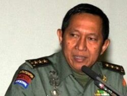 Menghadapi Perjuangan Bersama Letnan Jenderal TNI (Purn) Johannes Suryo Prabowo