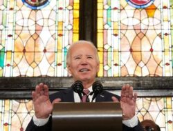 Ketika Tantangan Joe Biden di 2024 Semakin Mendekat, China Blokirnya semakin Goyang