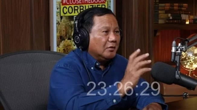 Prabowo Subianto Terkejut Ketika Dipanggil ‘Pak Gemoy’ oleh Anak-anak Saat Berkeliling Daerah