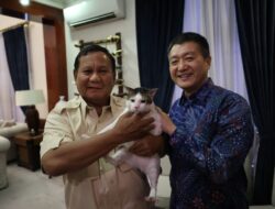 Prabowo Subianto Terima Ucapan Selamat dari Dubes China di Kertanegara, Didampingi Kucing Bobby
