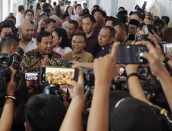 Prabowo Subianto Minta Maaf Lahir Batin ke Rekan-Rekan Media di Hari Kedua Lebaran