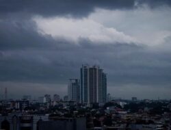 BMKG Peringatkan Cuaca Ekstrem Menjelang Musim Kemarau di Indonesia