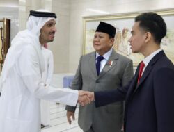 Prabowo Subianto and Gibran Rakabuming Raka Meet with Emir Qatar and PM Qatar, Discuss Collaboration and Gaza.