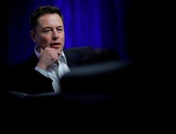 Investor Tesla Menggugat Elon Musk atas Penggunaan Informasi Internal