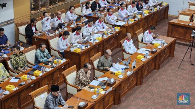 Rapat DPR Selama 4,5 Jam; Hasilnya Terkait Penyerangan Hacker terhadap PDN