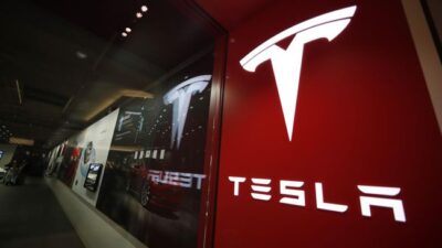 Ini Buktinya: Tesla Runtuh dan Berhadapan dengan Raja Baru China