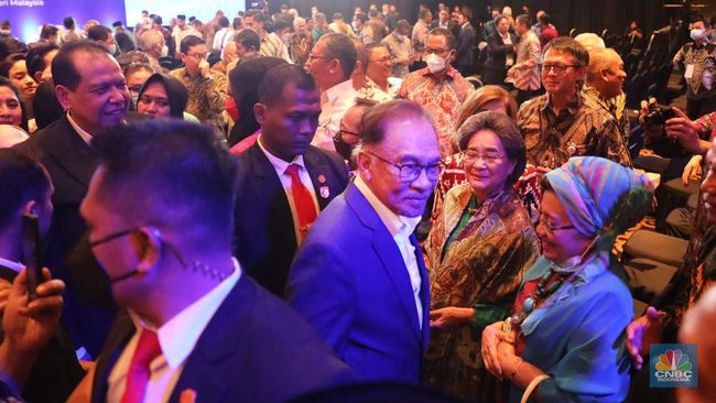 Anwar Ibrahim Marah Mendadak, Kritik Instagram yang Tidak Senonoh