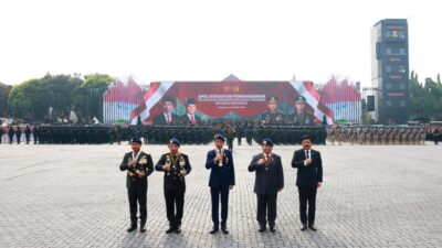 Jokowi and Prabowo Subianto Inspect Troops Together at Presidential Inauguration Security Ceremony in Pindad Jeep