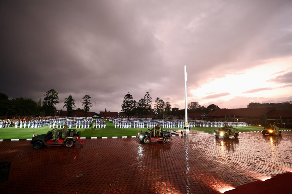 Prabowo Subianto Marches with Cabinet Generals in the Rain: Showing Leadership by Example