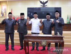 Pelantikan Bupati dan Wakil Bupati Jabar: Teropong Masa Depan