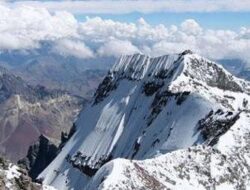 Fakta Mengerikan di Puncak Carstensz Papua: Terungkap oleh Foto Satelit