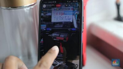 Mengapa Waktu Mendadak Hilang Saat Bermain Medsos