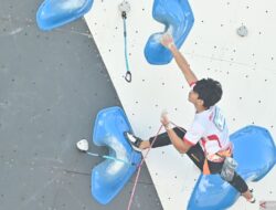 10 Alat Panjat Tebing Penting untuk Pemanjat