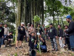 Kolaborasi untuk Konservasi Alam: Yayasan Paseban dan Arista Montana Menanam Pohon di Megamendung