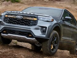 Ford Explorer Memperkenalkan Trim Off-Road Terbaru