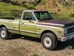 Review Silverado Baru: Truk Tua Berkarat yang Menakjubkan