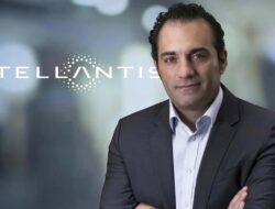 Bos Stellantis Ingatkan Karyawan untuk Tetap Fokus pada Pekerjaan