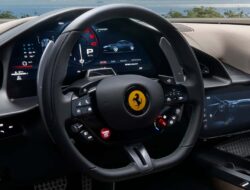Ferrari Akui Kesalahan Saat Menghapus Tombol Asli