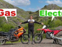 Suzuki Hayabusa vs Stark Varg: Siapakah yang Paling Unggul di Tanjakan?