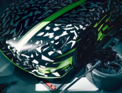 Mercedes-AMG GT Track Sport: Tenaga V-8 Ekstrim!