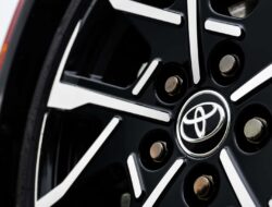Penjualan Mobil Toyota Pecahkan Rekor Bulan Lalu