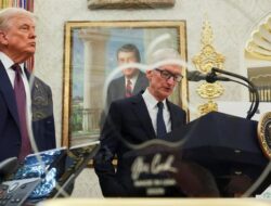 CEO Antre Setor Uang Pelicin untuk Trump