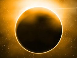 Jadwal dan Penjelasan Gerhana Bulan Total Besok