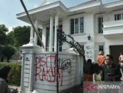 Polisi Terus Buru Provokator Rumah Uya Kuya