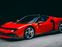 Ferrari Testarossa: Kembalinya Legenda