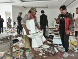 Kasus Kriminal dan Penangkapan Uya Kuya: Berita Terbaru