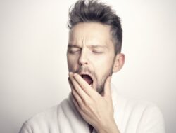 Cara Bangun Tidur Pagi Tanpa Kantuk dan Lebih Produktif