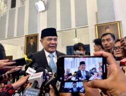 Profil dan Jejak Karir Djamari Chaniago: Menko Polkam Baru